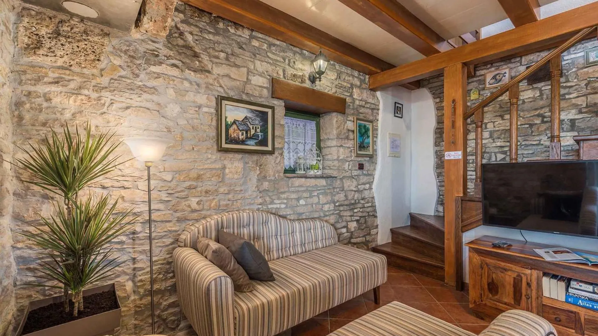 Holiday Home In Kanfanar - Istrien 53393